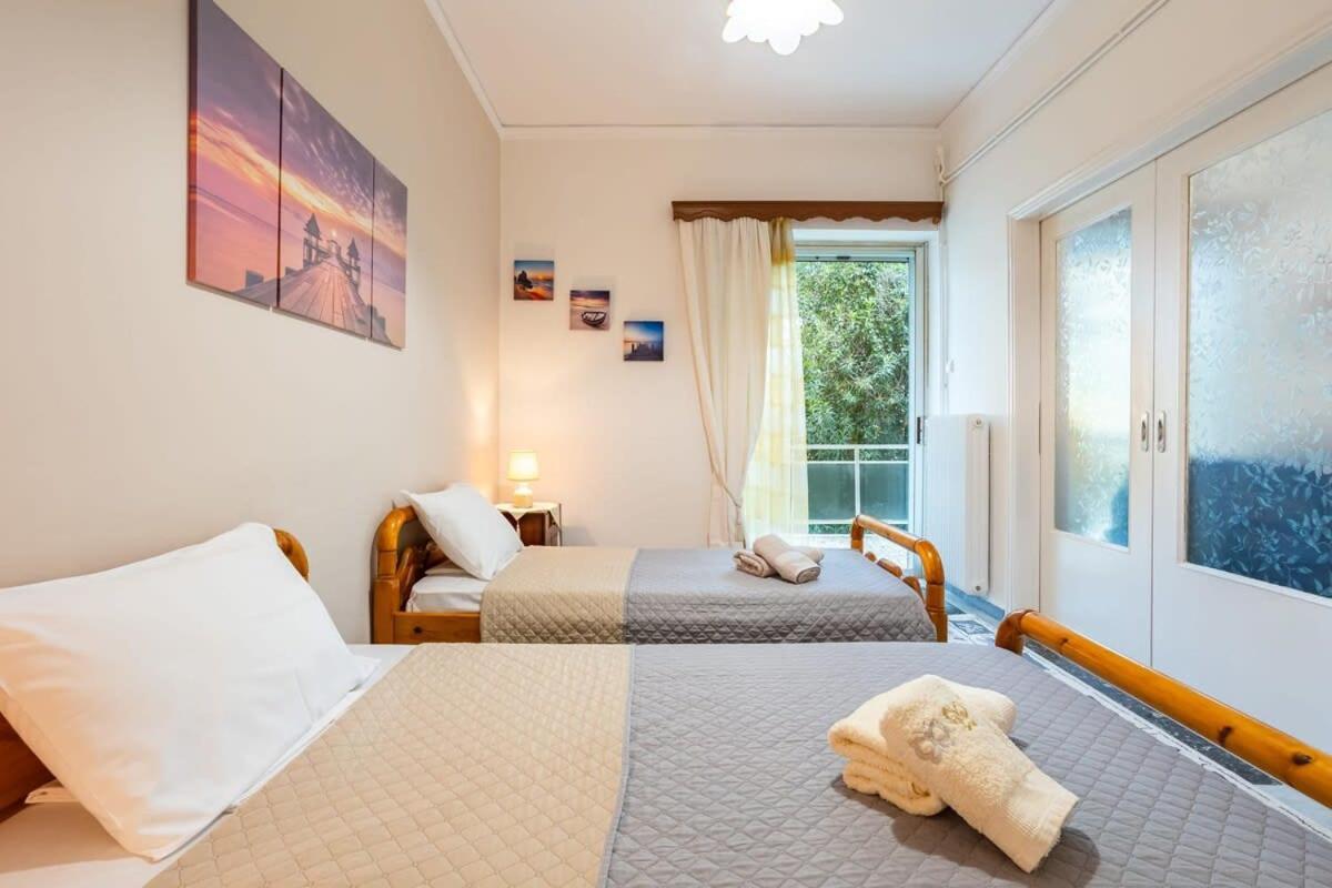 Seaside Family Haven - Avia'S Spacious Getaway מראה חיצוני תמונה