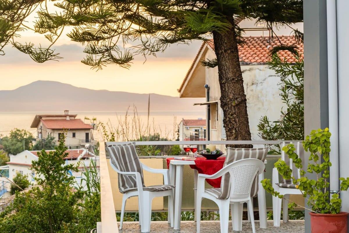 Seaside Family Haven - Avia'S Spacious Getaway מראה חיצוני תמונה